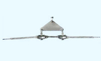Pre twisted suspension clamp for overhead line